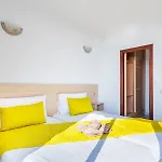 Rt-apartamentos Guinea