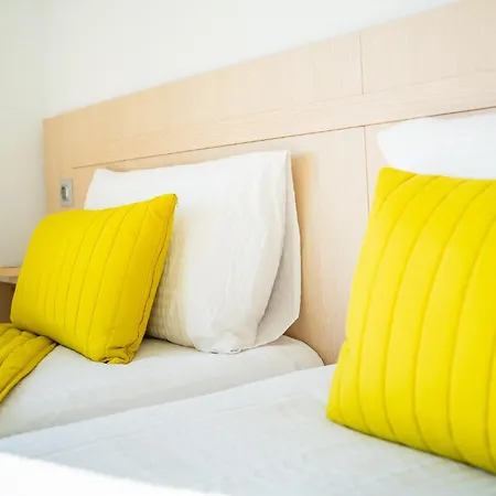 Rt-apartamentos Guinea شقة *