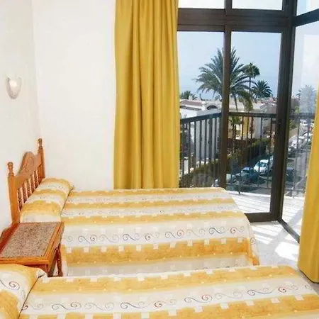 Rt-apartamentos Guinea Apartment *