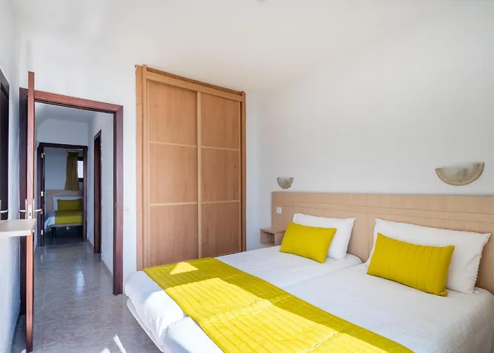 Apartment Rt-apartamentos Guinea *